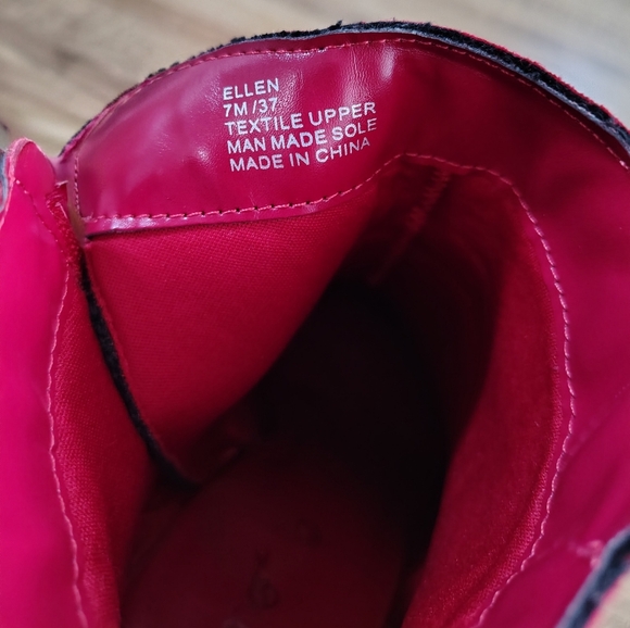 ME TOO ELLEN Ankle Bootie Red Suede Pointed Toe Stiletto Heel Size 7 - Picture 10 of 10